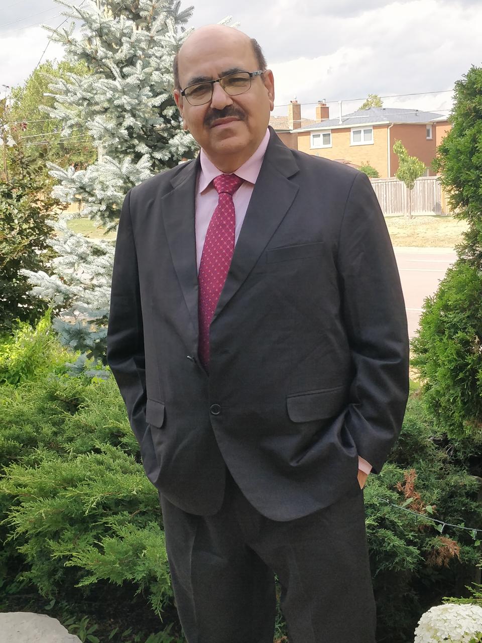 Astrologer Harish Dembla